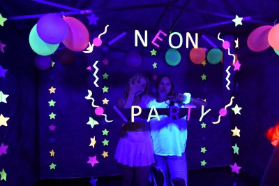 Neon Party 2025